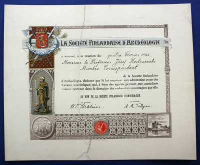 Dyplom członka Fińskiego Towarzystwa Prehistorycznego w Helsinkach (1926) po konserwacji